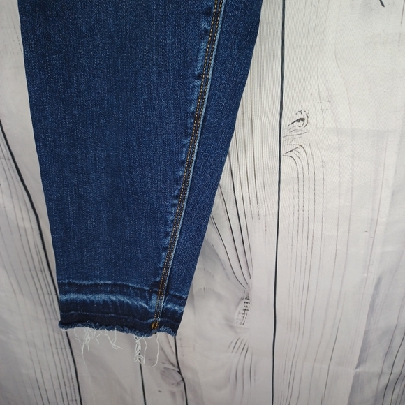 SPANX Distressed Ankle Skinny Jeans, Medium Wash Distressed Large Style 20203R - Picture 6 of 13